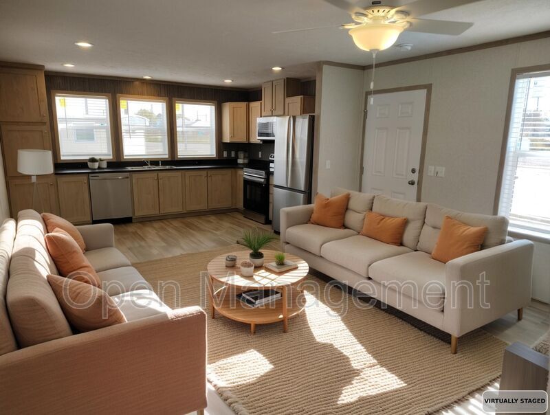 Gering House: 120 Terry Blvd