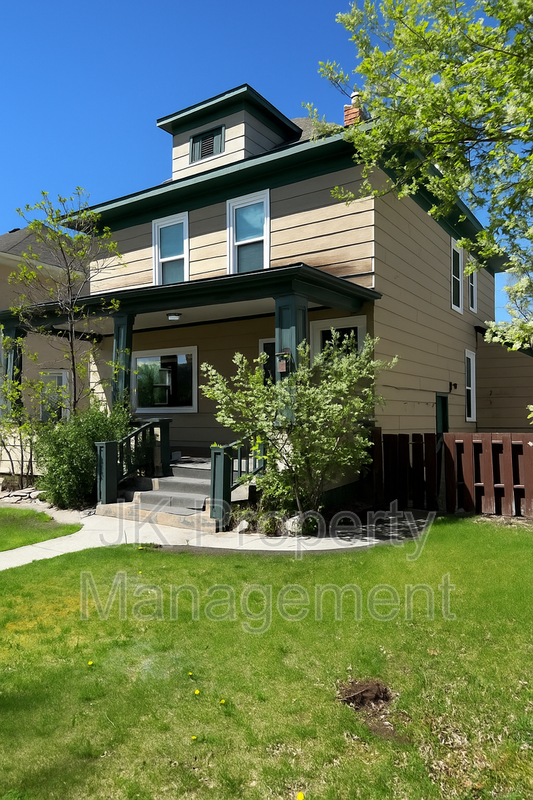 Great Falls House: 913 5th Ave N