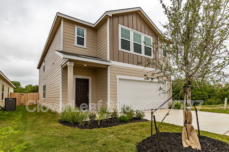 San Antonio House: 5110 Flying Hooves