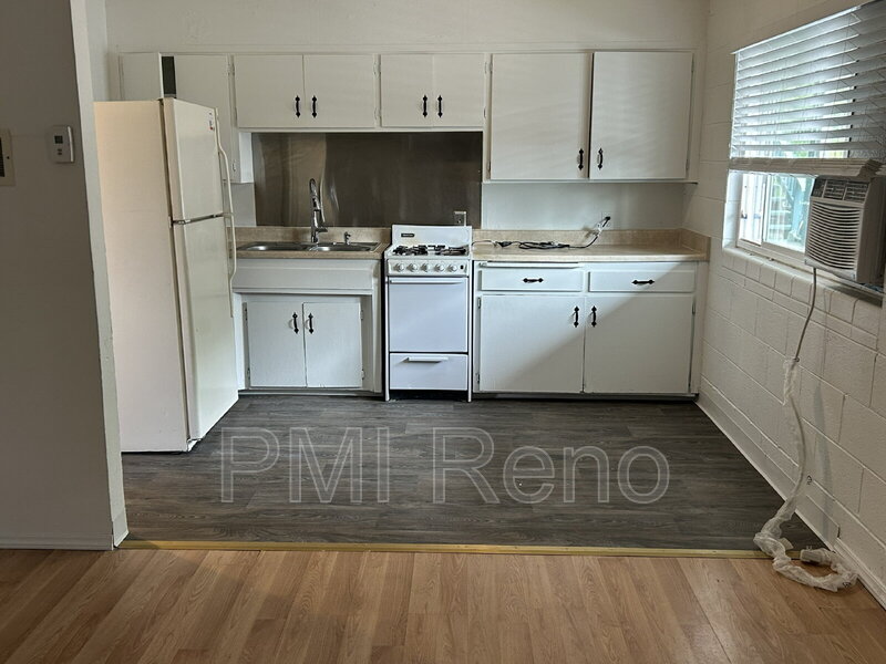 Reno Condo: 2075 Patton Dr