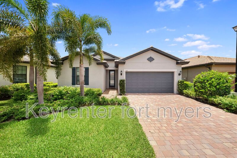 Alva House: 3685 East Hampton Cir