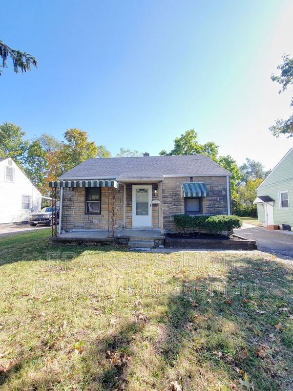 Request a Viewing for 2458 Joyce Ave. Tenant Turner