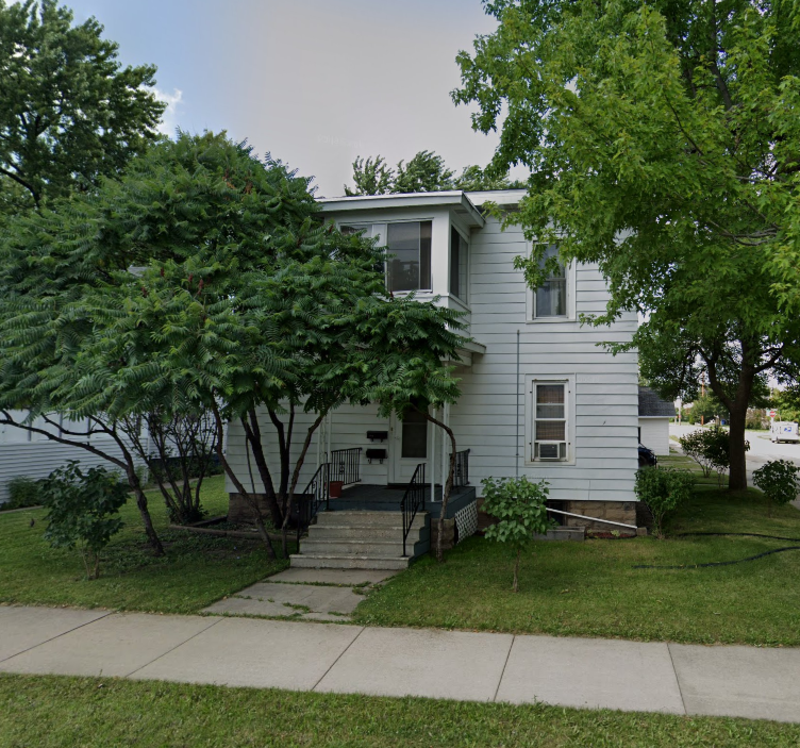 Oshkosh Condo: 502 West 6th Avenue - B