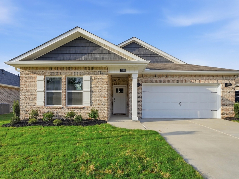 Owens Cross Roads House: 6141 Feather Way SE