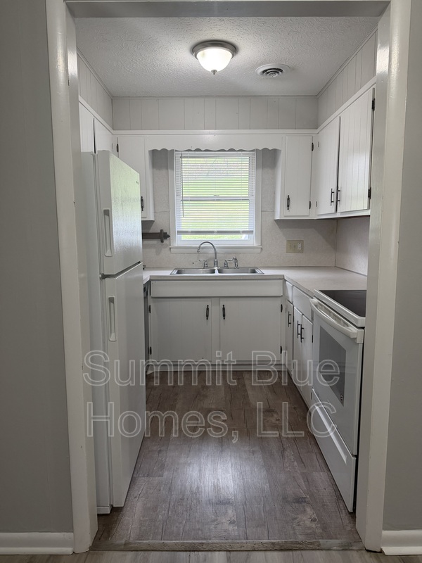 Kingsport Condo: 3955 Kent St