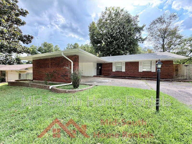 Memphis House: 3831 Hermitage Drive