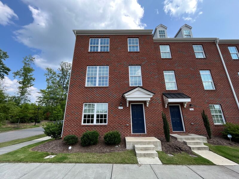 Durham Townhome: 1103 Excelsior Grand Ave