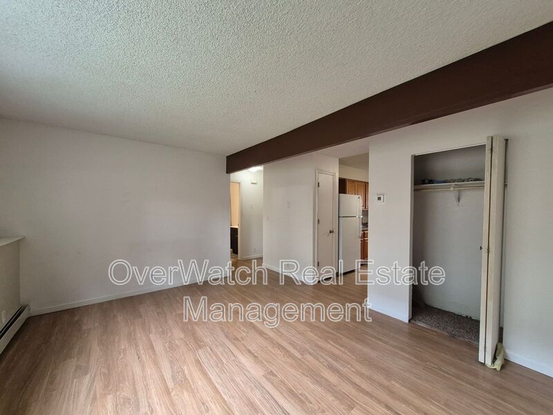 Anchorage Condo: 3162 Tarwater Ave