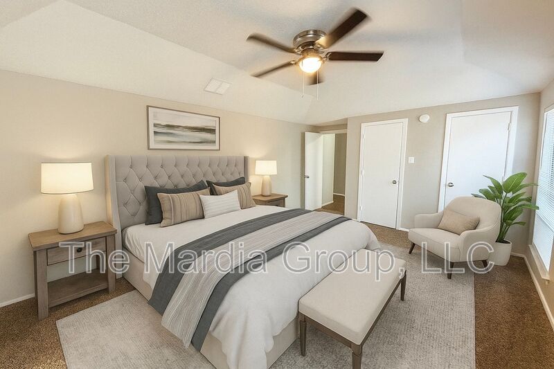 Rowlett House: 2709 A Clemson Cr