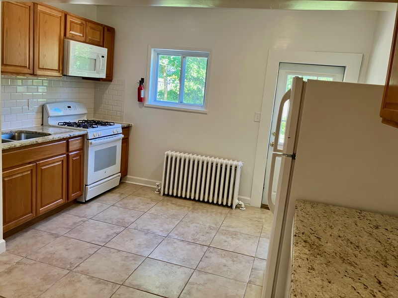 Collingswood House: 714 Magill Ave