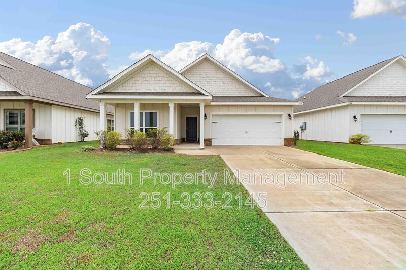 Daphne House: 9376 Swan Point Road