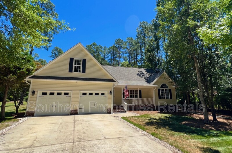 Sanford House: 3083 Carolina Way