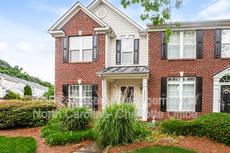 Cornelius House: 18040 Delmas Drive
