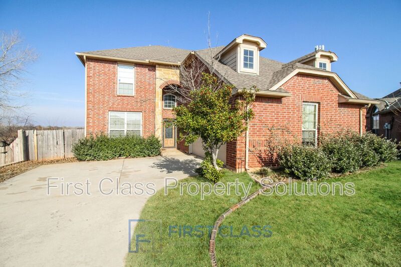 Edmond House: 3325 NW 177th Ct