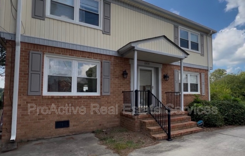 Norfolk Condo: 3021 Luxembourg Street - A