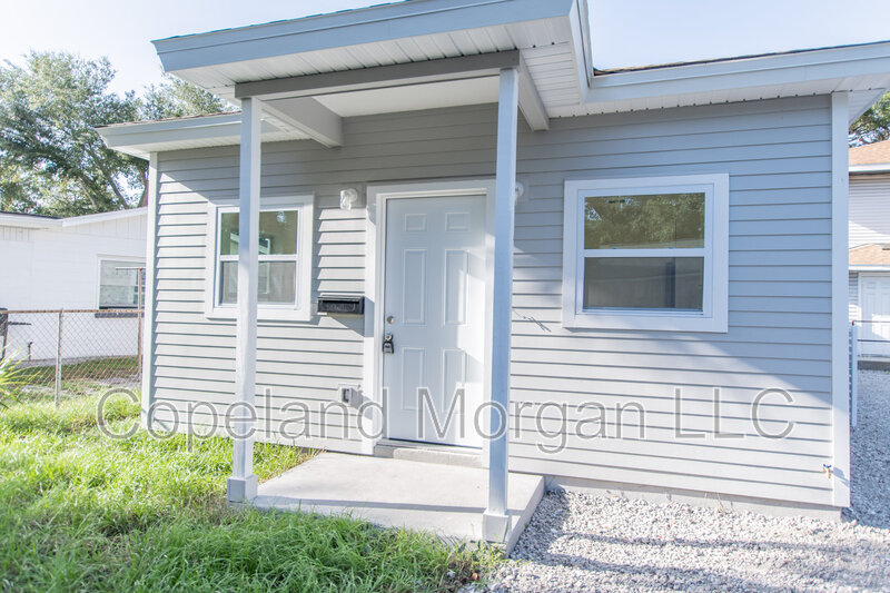 St. Petersburg Condo: 3720 Iris Street North