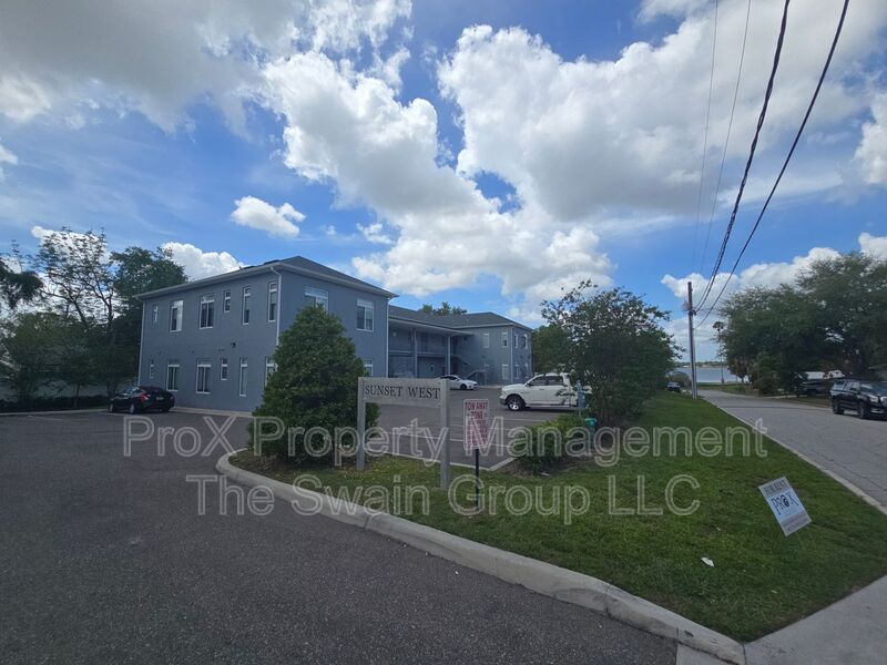 Winter Haven Condo: 750 Ave C SW