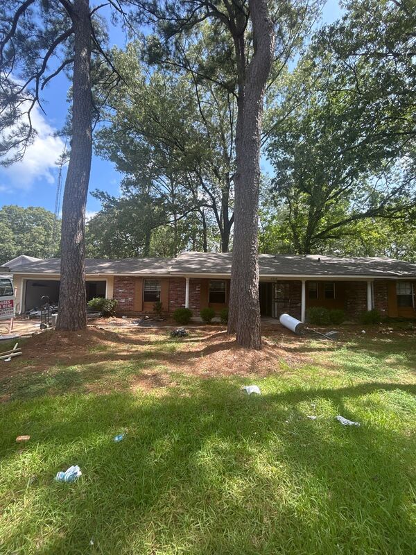 Jackson House: 1114 Garden Park Drive