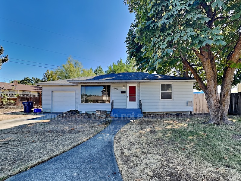 Spokane House: 5922 N Ridgeview Pl