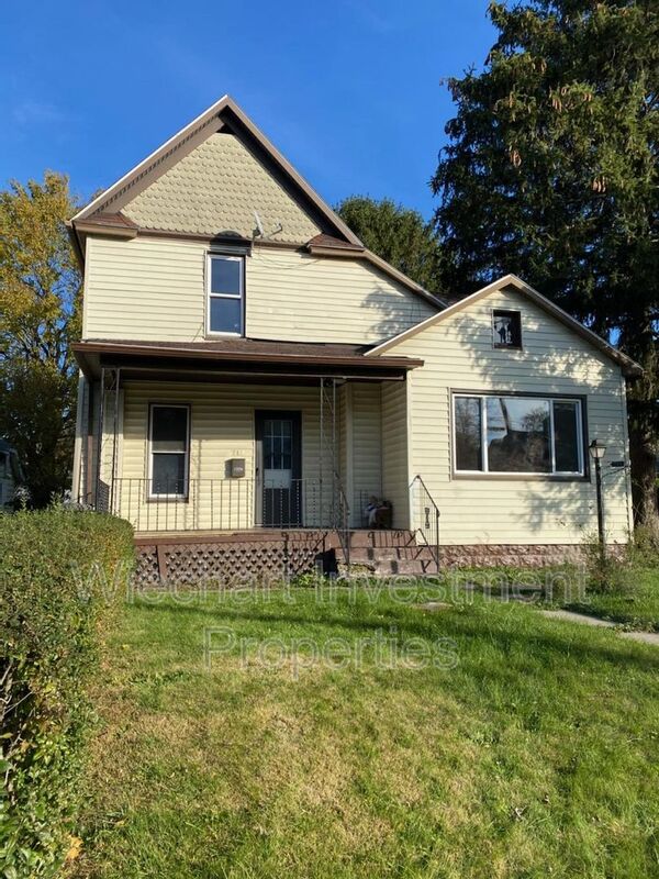 Lima House: 714 N Metcalf St