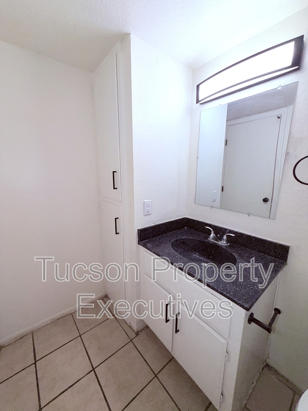 Tucson Condo: 319 East Mohave Road - 108