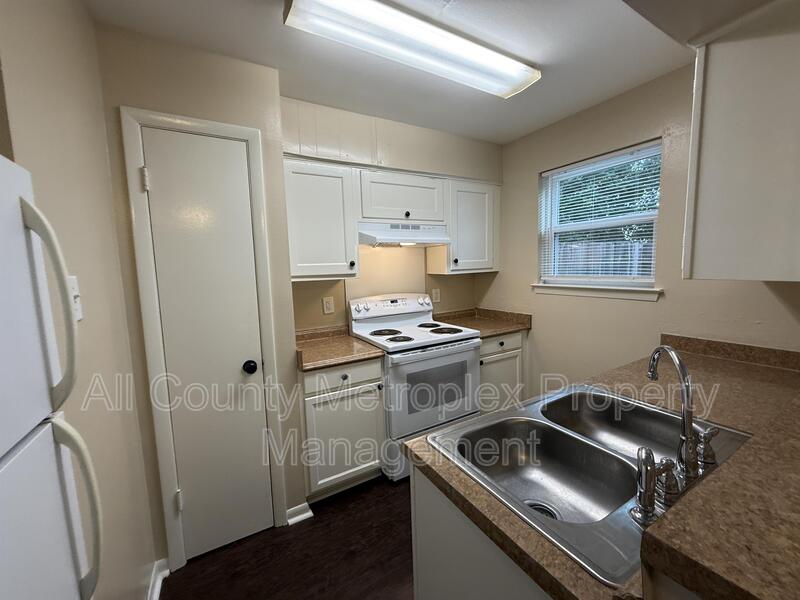 Main Rental Photo 5