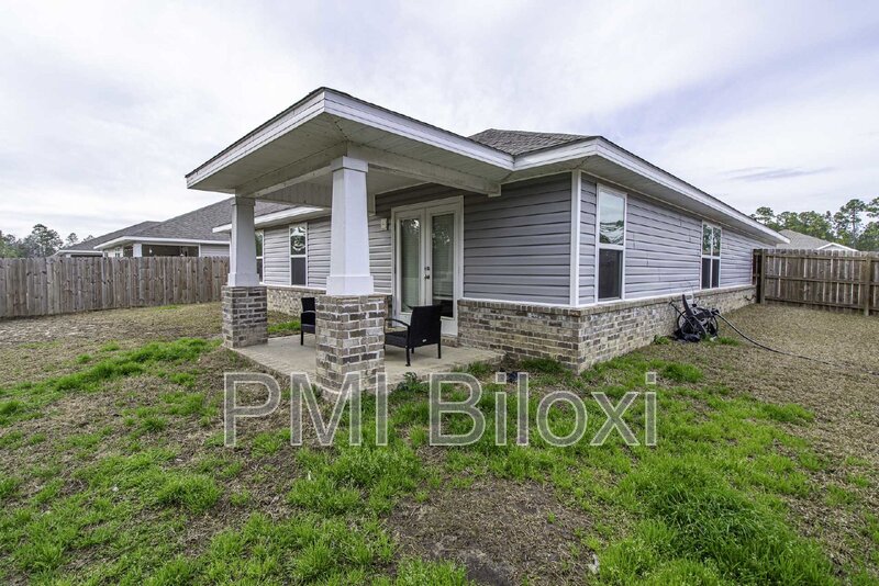 Biloxi House: 6467 Eastland Circle