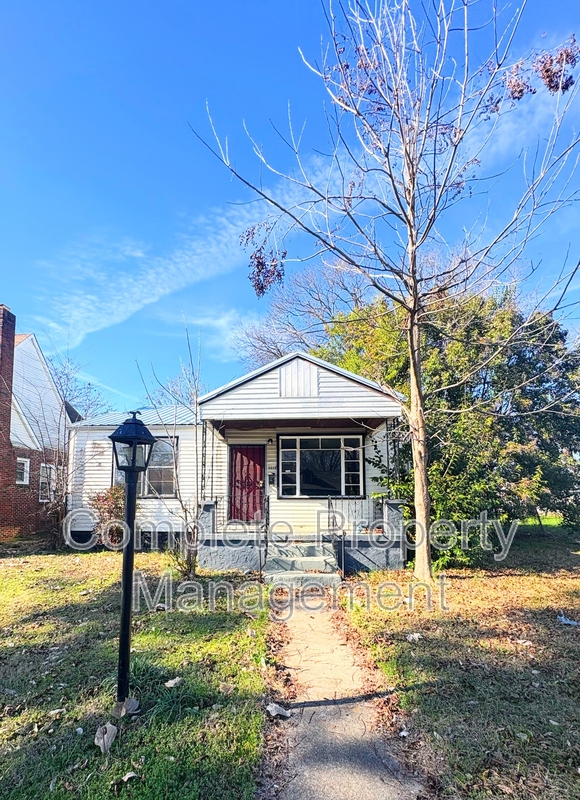 Birmingham House: 3212 Avenue G