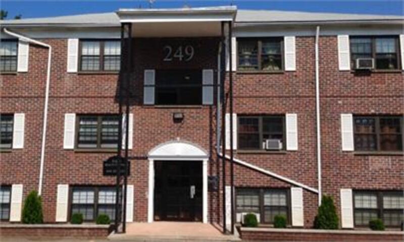 East Orange Condo: 249 Prospect Street - 3A