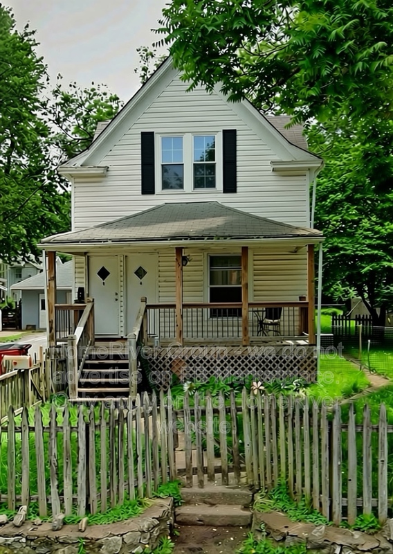 Independence Condo: 551 S Brookside Ave