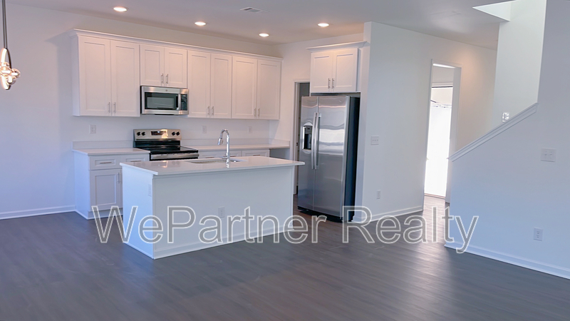 Jasper Townhome: 31 Sandstone Dr.