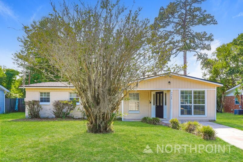 Jacksonville House: 5524 Enchanted Dr