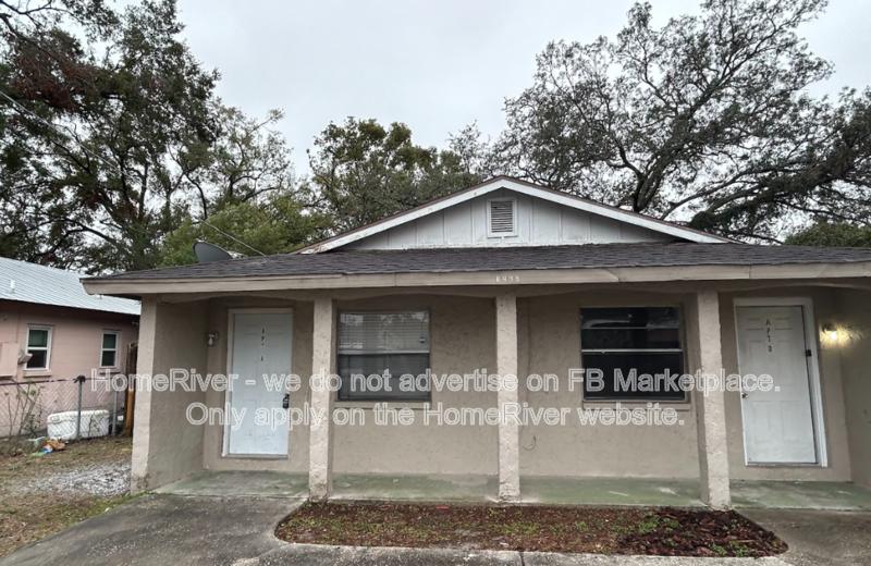 Tampa Condo: 1207 E 108th Ave