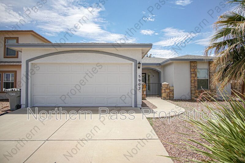 El Paso House: 5902 Redstone Mesa