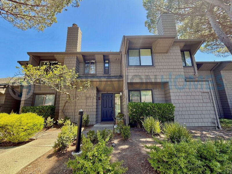Sausalito House: 47 Willow Ln
