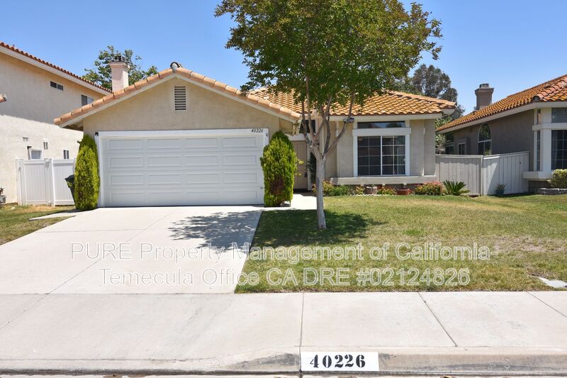 Temecula House: 40226 Tanager Cir