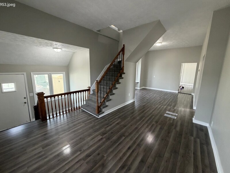 Lincoln Condo: 3251 Orchard #B