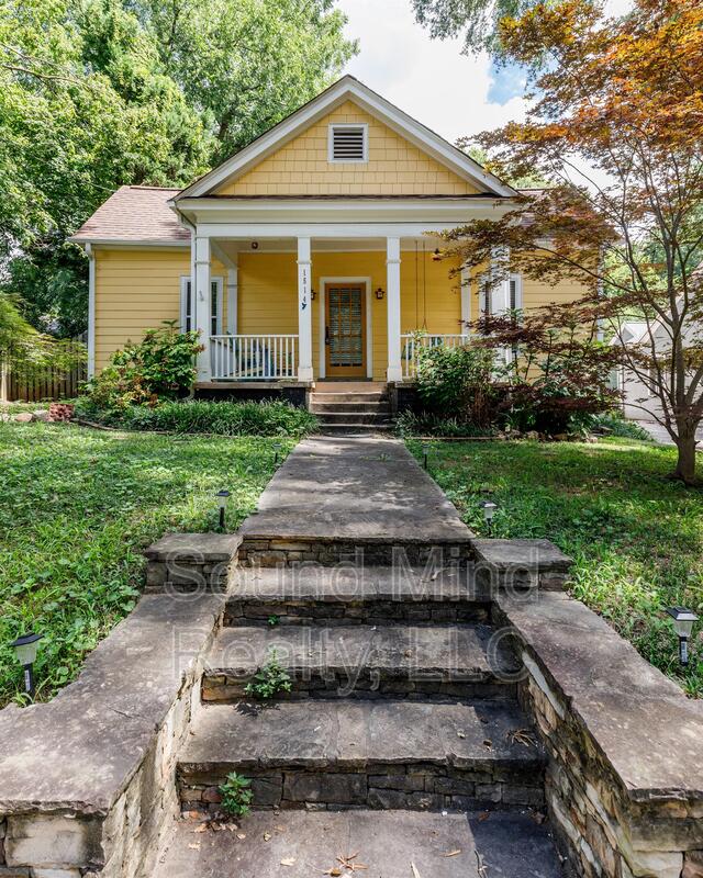 Raleigh House: 1514 Fairview Road
