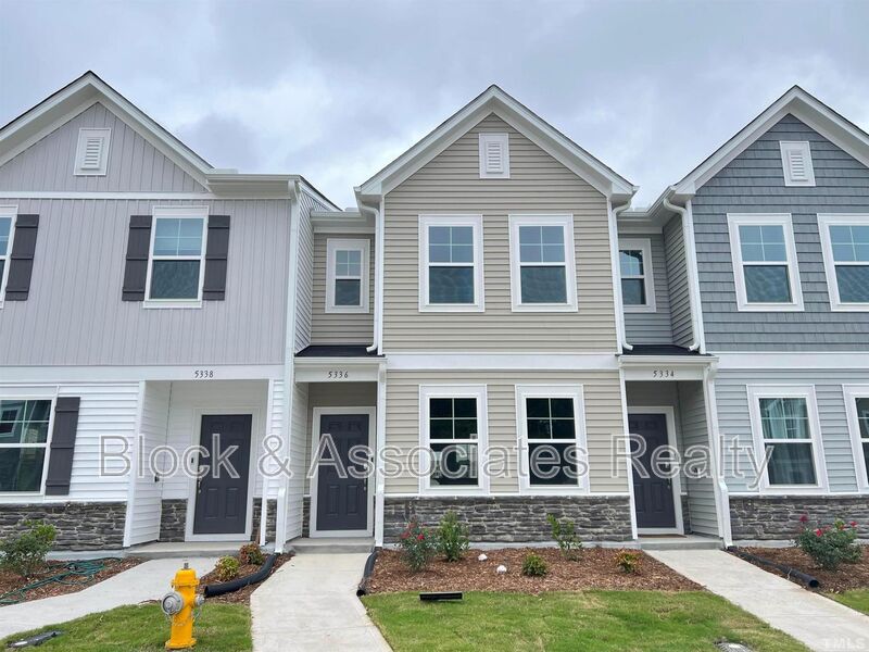 Raleigh House: 5336 Arkose Drive