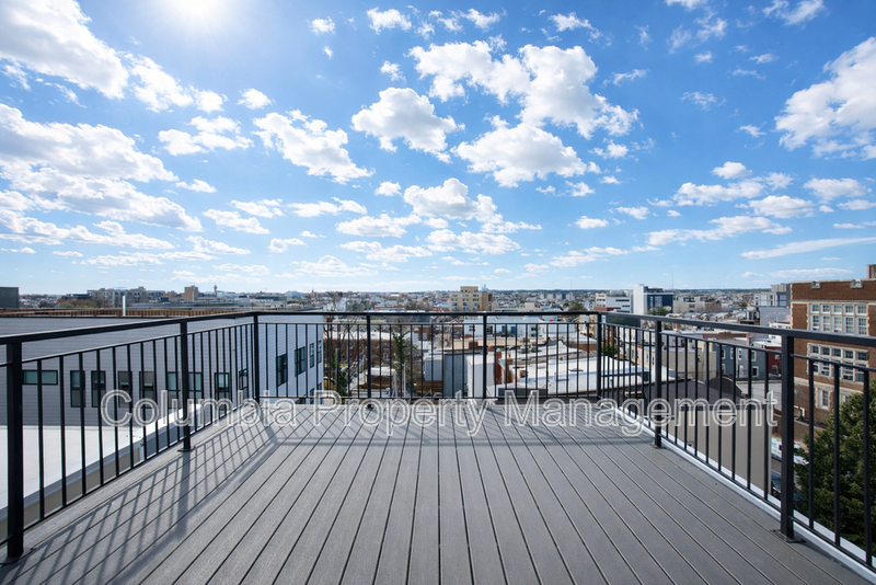 Washington Condo: 3552 Warder St NW