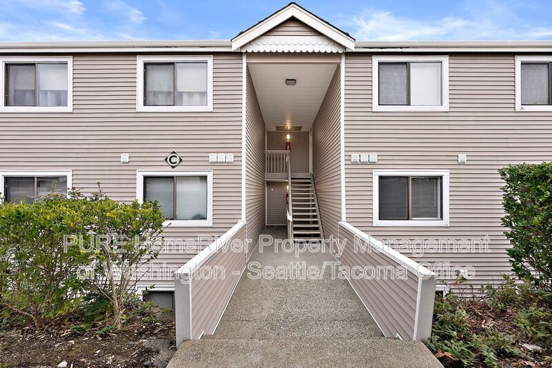 Tacoma House: 6601 S 8th St