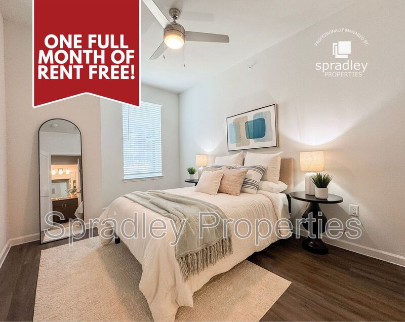Belton Townhome: 710 Shine St. Apt 2304
