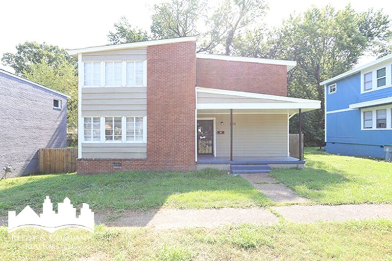 Memphis House: 1078 N Evergreen St