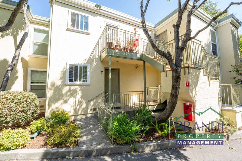 San Anselmo Condo: 24 Ross Ave