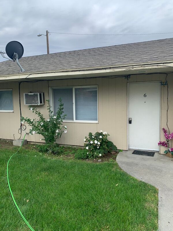Kennewick Condo: 2602 W 1st Ave