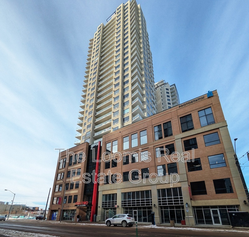 Edmonton Condo: 10410-102 AVE NW