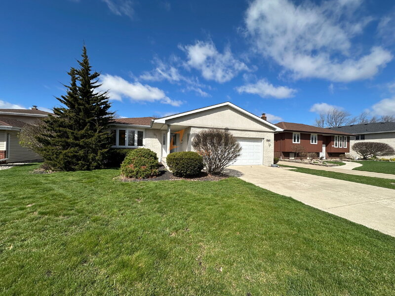 Munster House: 8814 Jefferson Ct