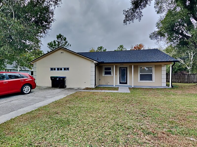 Orlando House: 2820 Abington Ave