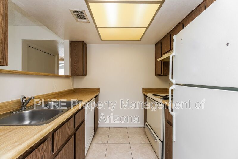 Tempe Condo: 616 S Hardy Dr