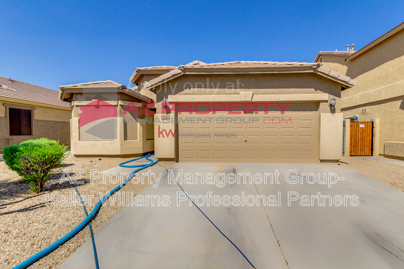 Waddell House: 18140 W Mission Ln